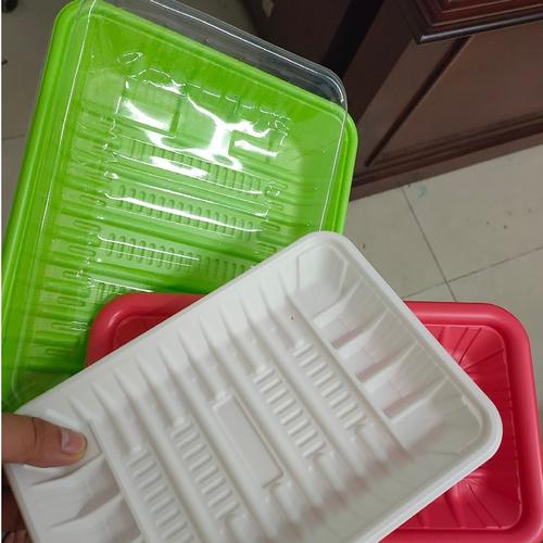 東莞謝崗源頭廠家供應pla全降解吸塑托盤生鮮水果托盤可印制logo