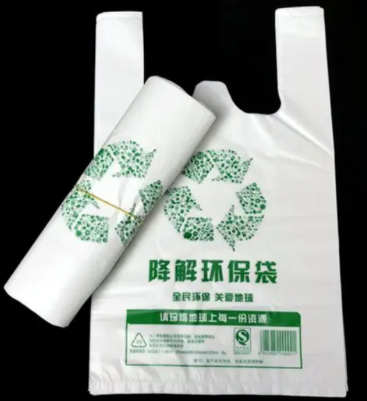 減輕"白色污染",青島這家企業的生物可降解塑料易降解無污染