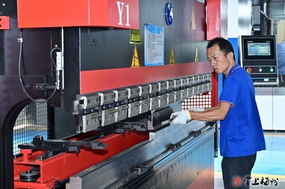 平遠(yuǎn)縣努力構(gòu)筑實體經(jīng)濟人才集聚高地 大力引賢留才 激發(fā)創(chuàng)新活力